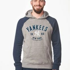 Campus Crew Men's Colour Block Hood New York Yankees