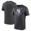 Nike New York Yankees Men's Icon Legend T-Shirt